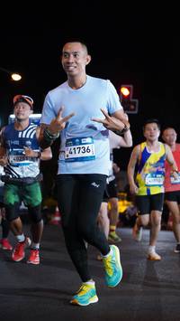 BIB: 40251, 41736, 40810
                            <button type="button" onclick="openModal(23082225)" class="btn btn-primary btn-sm float-right btn-popup" data-toggle="modal" data-target=".modal-high-quality">
                        <i class="fas fa-shopping-cart"></i> Add to Cart
                    </button>
                                            <button type="button" onclick="isThisMe(23082225, true)" class="btn btn-success btn-sm float-right btn-popup btn-isme hidden" data-toggle="tooltip" data-placement="bottom" title="นี่คือรูปของคุณใช่ไหม คลิกที่นี่เพื่อเอาเข้าอัลบั้ม">
                        <i class="fas fa-plus"></i> Add to album
                    </button>
                    <button type="button" onclick="isThisMe(23082225, false)" class="btn btn-warning btn-sm float-right btn-popup btn-isnotme hidden">
                        <i class="fas fa-ban"></i> Remove from album
                    </button>